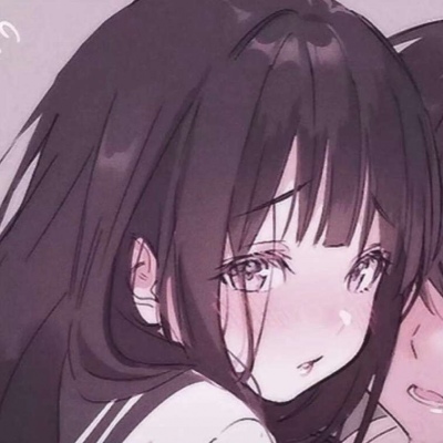 烟辞/情侣头像“这世界车水马龙 我只对你情有独钟.”