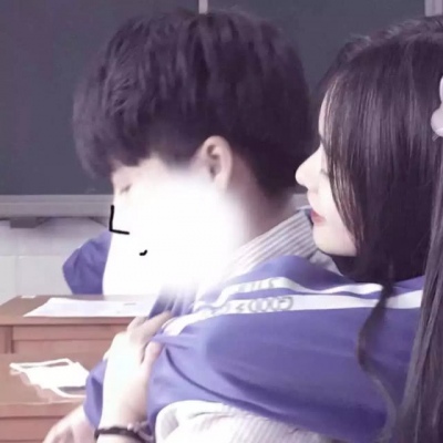 『草莓?』只是适应了环境做懂事的孩子.