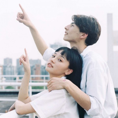 情侣头像/校园/想在你的青春中留下我的名字