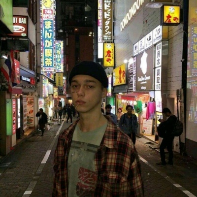 顾云曦：个性超拽欧美真人男头