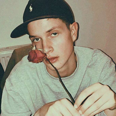 最吸引女人微信男头像  我有糖?你愿意跟我走吗？