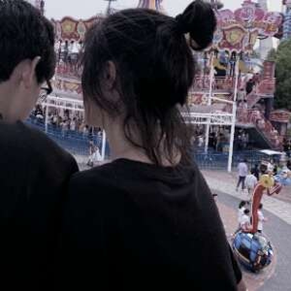 念七  真人情侣头像