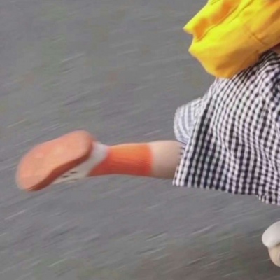 洛白:可爱唯美情头 高兴 萌娃 情头一对两张 可爱