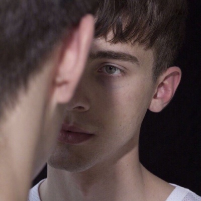 芯儿     欧美范高冷男生头像