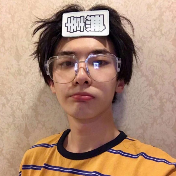 超酷男生多人组头/在星河清浅的梦里 你坠入我的梦里.