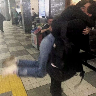 真人个性情侣头像  故事仍在继续’