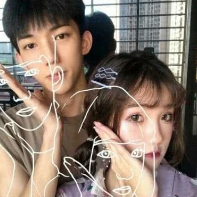 真人可爱情头 我现在很想你 等一会可能更想