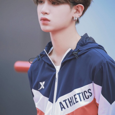 宝藏男孩黄明昊