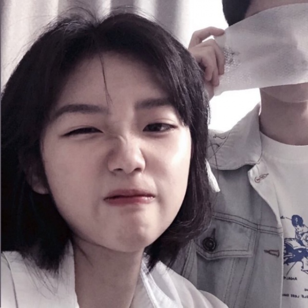 司七妍：优质情侣玩网方框微信QQ头像