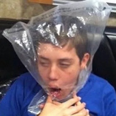 由于本人单身，很少发情头，今天来波沙雕情头