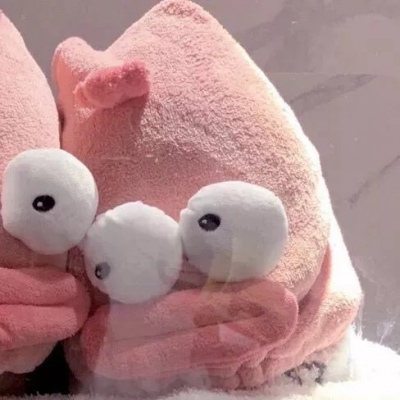 情侣头像   幸福 是一种安心到老的平凡。