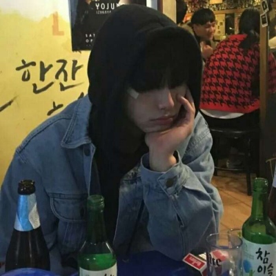 安奈 帅气冷淡风男头 我野蛮生长 没能成为自己的月亮