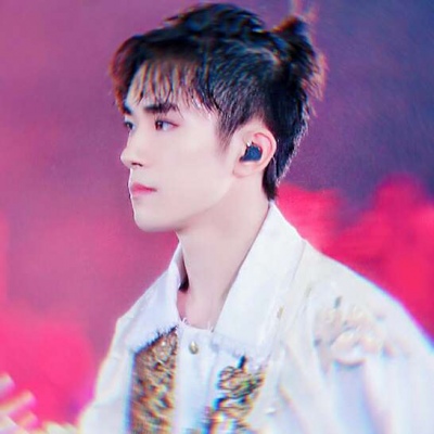 优质偶像易烊千玺