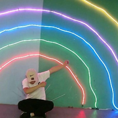 不盼星辰盼你，不追星月追你。 ​​​