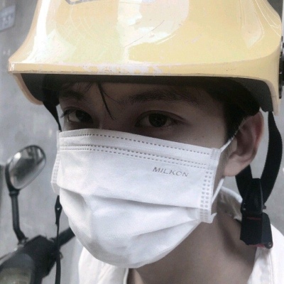 冷澈:简单小清新阳光男头