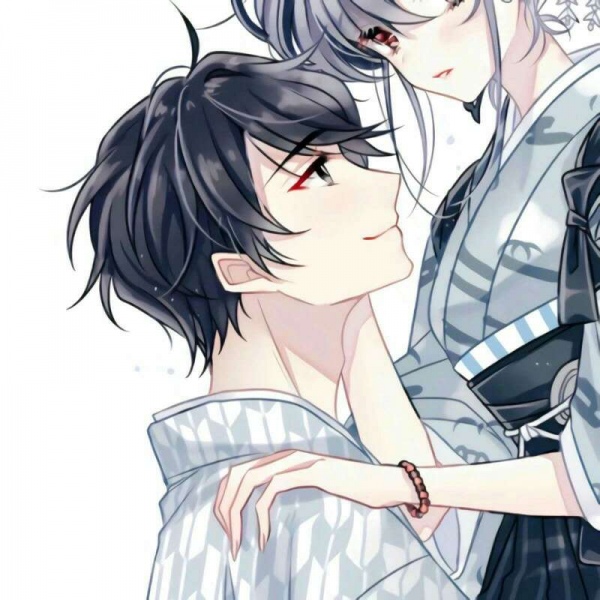   情侣头像，  秋天有着迟暮的霞光 正如往来的你皆是笑意