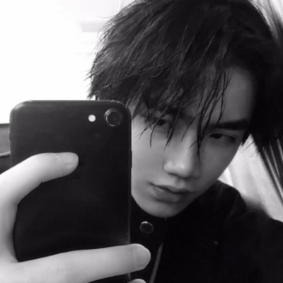 沈曦:超拽男生头像