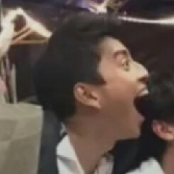 超撒比的头像，有人敢用吗??