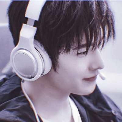 七源/全职高手杨洋/白马银枪，翩翩少年郎。