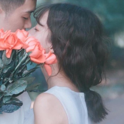 希望你遇见的人觉得你比世界更重要一点 ​