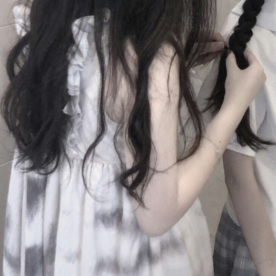 帝江:一对两张ins时尚潮流闺蜜头/等你音讯全无 我再爱世间万物