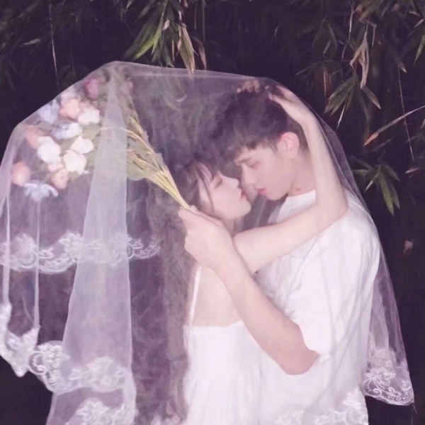 你一定是某个人翘首以盼的惊喜 ​​​  『愿喜❤』