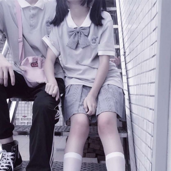 沫兮 小清新学院风情侣头像 未生已死之身，未灼已化之魂