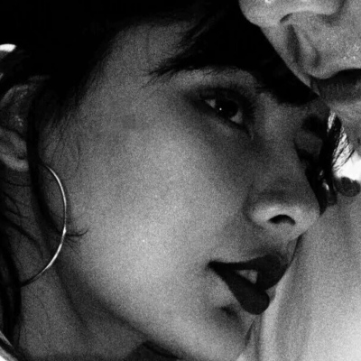 莫小昕。黑白情头