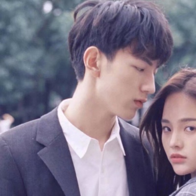 真人情侣头像/你是藏入银河的幻想