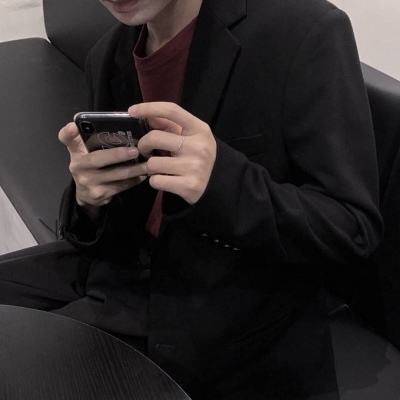 苏瓷:高冷个性男头（部位 高冷 成熟 酷）