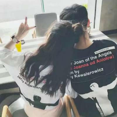 陌儿  超好看的情侣背景头像