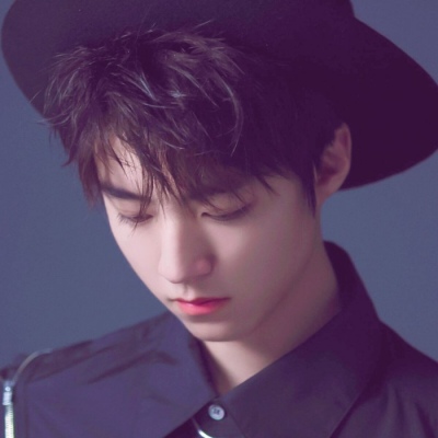 林弦：王俊凯帅气写真头像