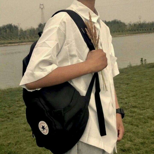 高冷少男小清新半身男生头像/奶酪