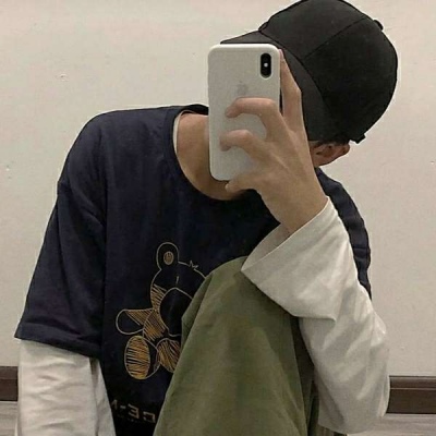 暮希／男头    ＂风吹散了我对你的思念＂