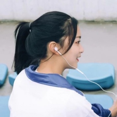 千鹤/校园校服狗头/用我三世烟火换你一世