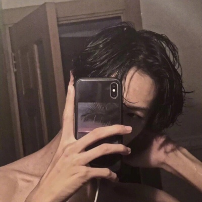 弟弟呀/酷酷的男生头