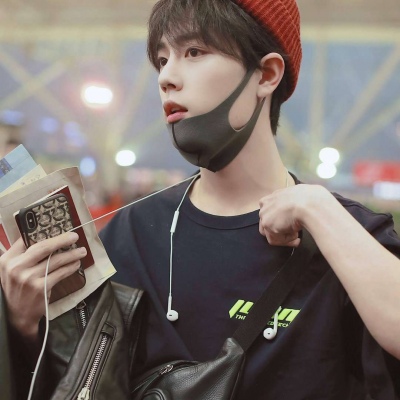 肖战，有钱哥哥/小飞侠