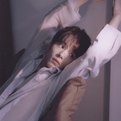 江奕/余承恩小清新风格头像/dt扯扯裙边/喜欢你的101天