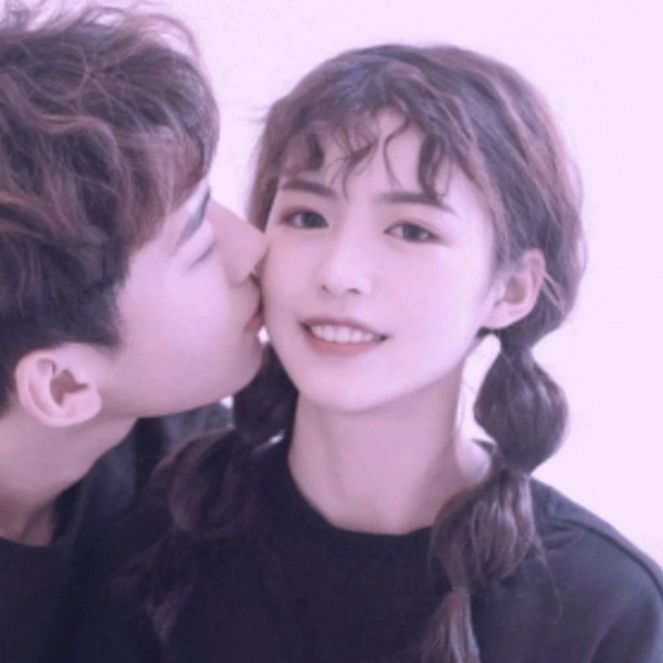 念七 真人ins恩爱情侣头像