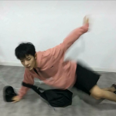 “晚是世界的晚，安是给你的安”