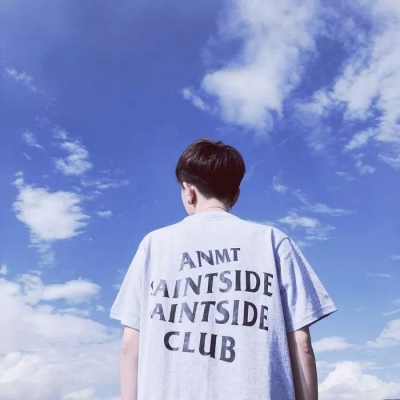 狗粮一直都在吃，每年都吃着不一样的口味......