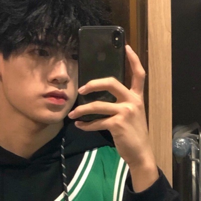 宸宸/优质男头/把你的名字写在手上 随着每一次脉搏跳动流向心脏.