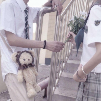 筱詞：情侣头像//道生一，一生二，二生三，三生爱你