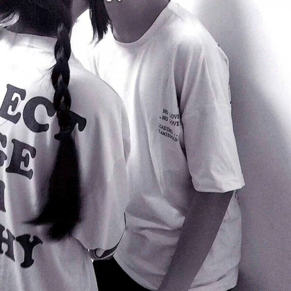 林酸酸/情侣头像/我把我的温柔和可爱设置成了仅你可见