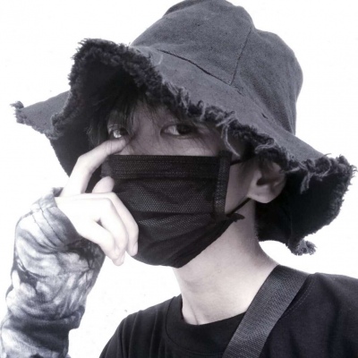 陈沛 个性超拽霸气高冷男头/执着 简单 热爱 宇宙爱你 银河等你