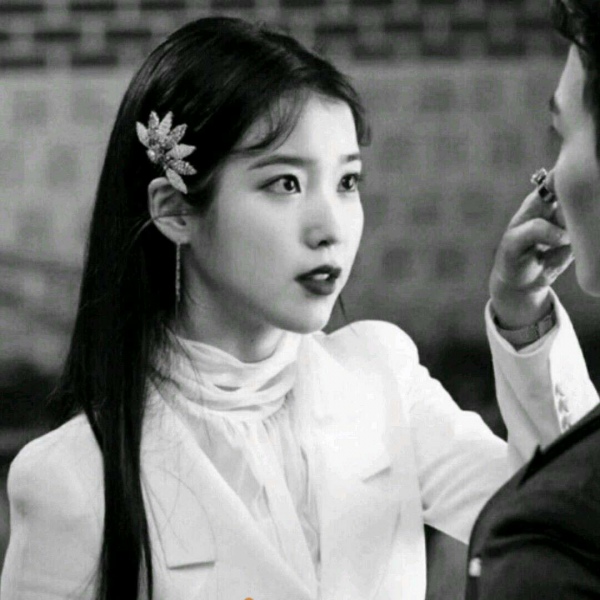 顾云曦：黑白意境真人情头