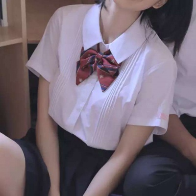 情侣头像/部位头像  我喜欢你你就是这条街上最靓的仔