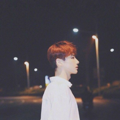 白敬亭  白敬亭  白敬亭