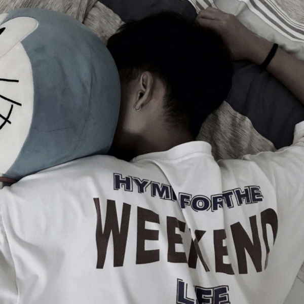 白灏宇:男生头像/真人/超酷/       图源dt:今别