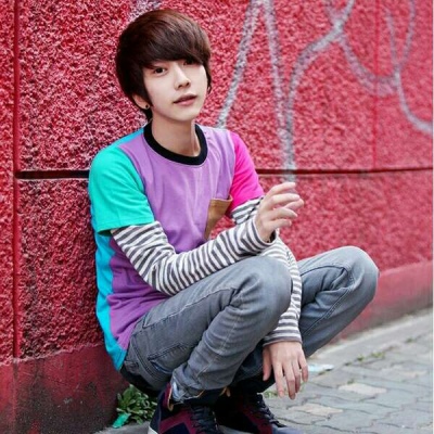 idol头像：朴亨锡